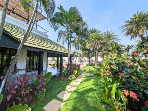 Cove Luxury Beach Villa